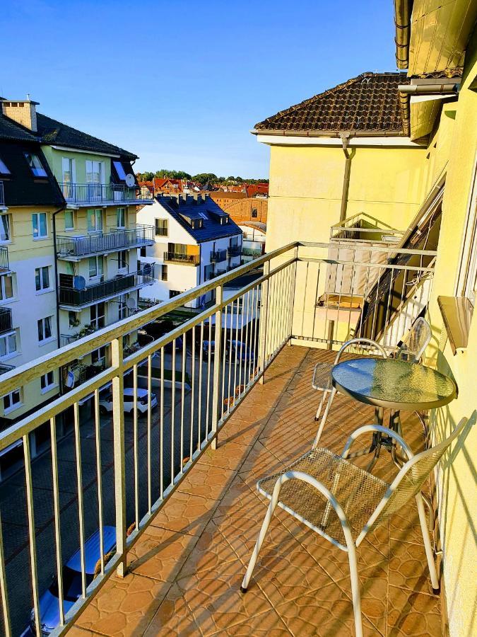 Apartament Wakacyjny Ines -Ustka-Na Wydmie,Samodzielne Zameldowanie,Garaz Do Dyspozycji Gosci Екстериор снимка