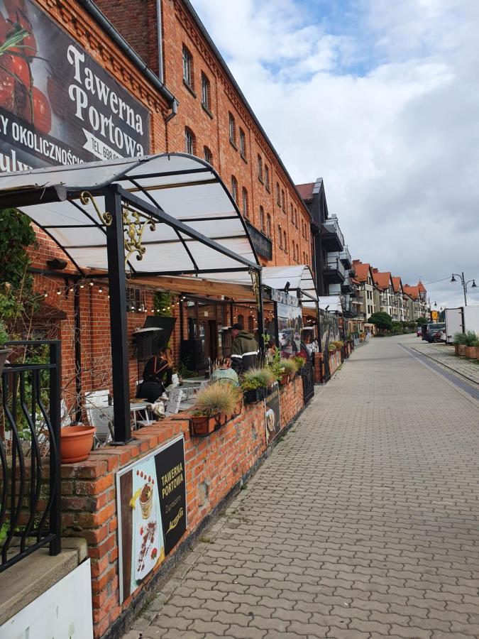 Apartament Wakacyjny Ines -Ustka-Na Wydmie,Samodzielne Zameldowanie,Garaz Do Dyspozycji Gosci Екстериор снимка